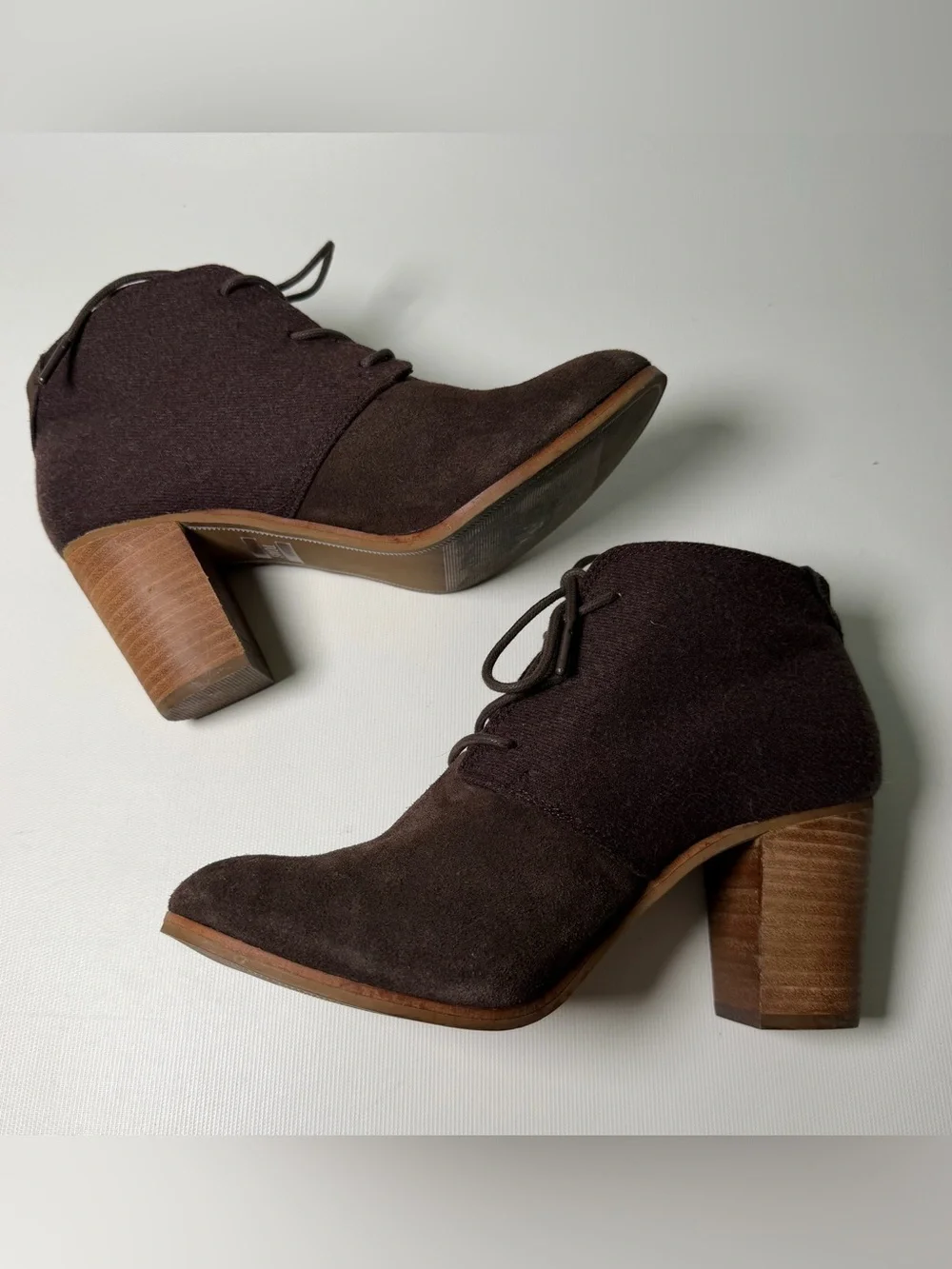 Toms Lunata Lace Up Heeled Bootie - sz 8.5